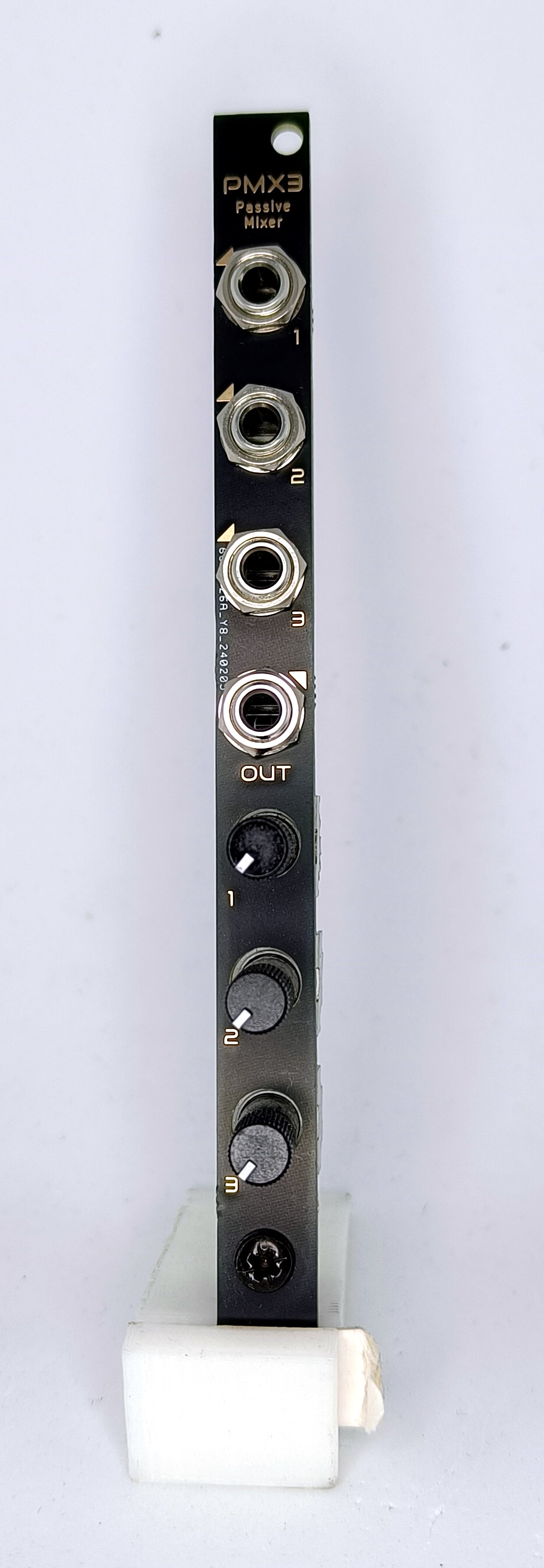PMX3.2 - 3-channel passive mixer (2HP - black panel)