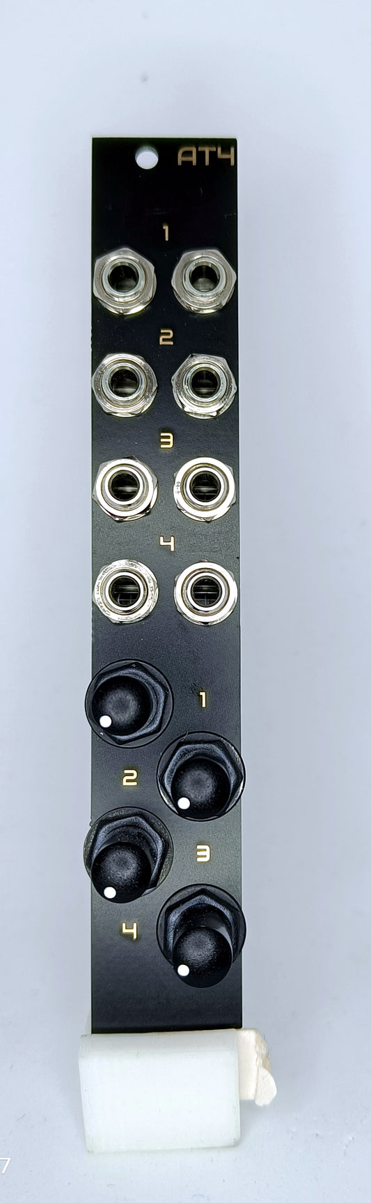 QUADATT: Quad passive attenuator (4HP)