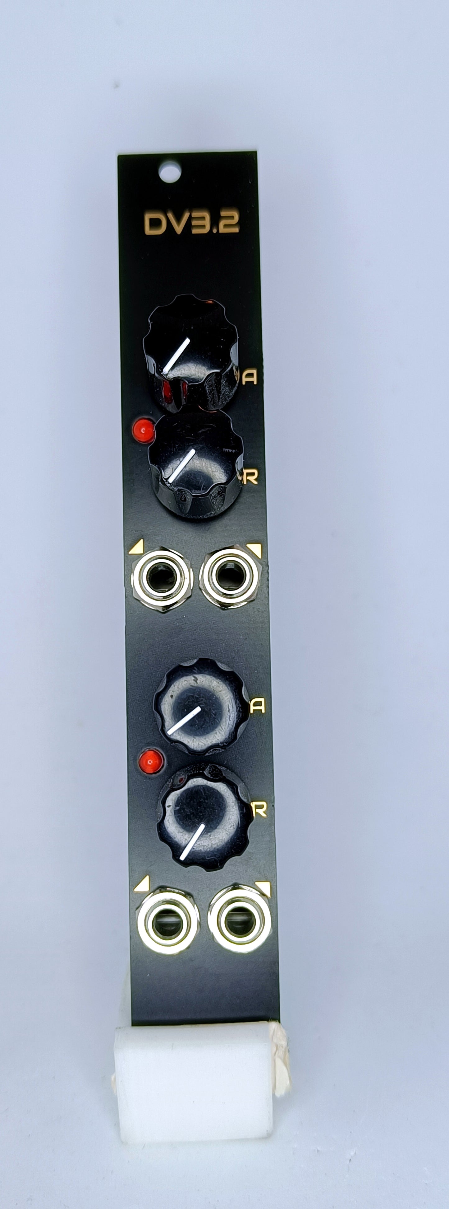 DV3: Dual-channel AR envelope generator/slew limiter (4HP - updated design)
