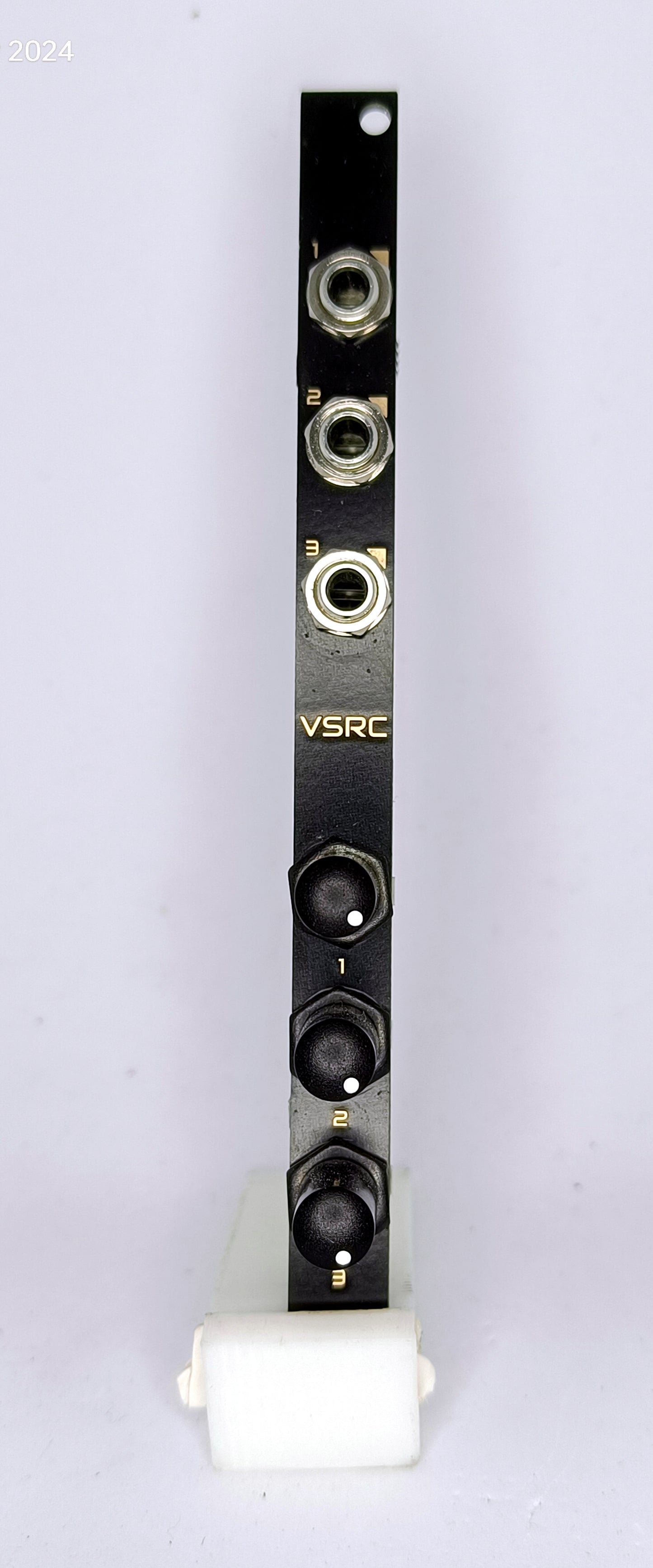 VSRC: 3-channel constant voltage source (2HP)