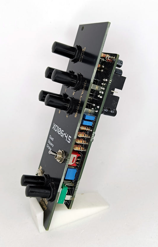 XO106r4.5 - quad oscillator drone with current starve (8HP)