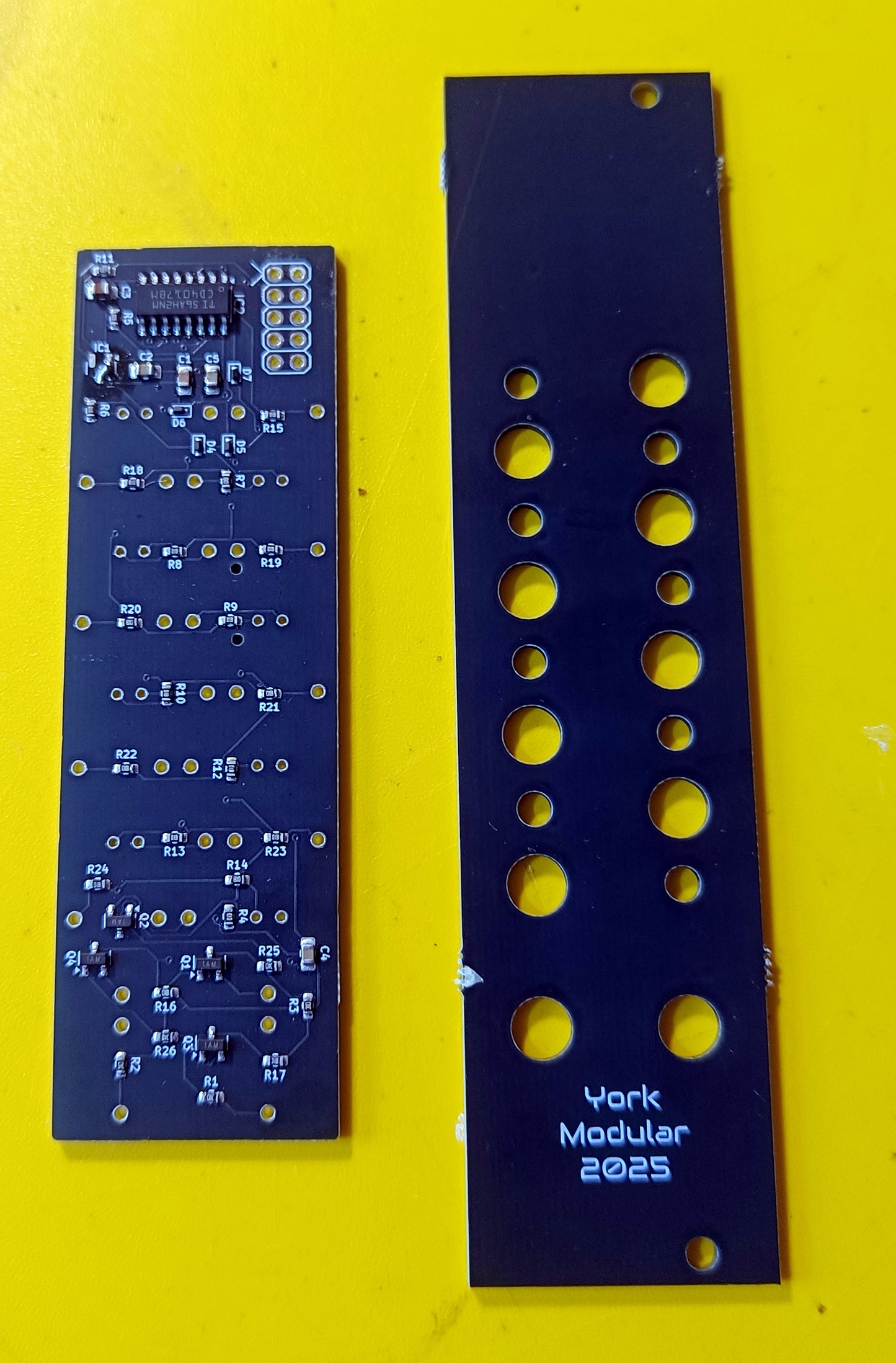 G8SEQ: 8-step gate sequencer with reset (6HP - partial build)
