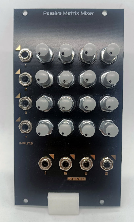 PM4x4: 4x4 passive matrix mixer (14HP, prebuilt)