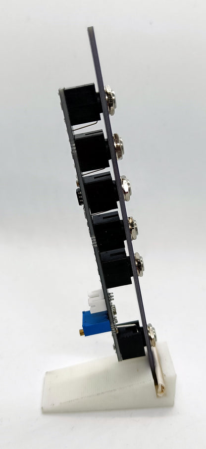 UMX: 5-channel unity-gain/summing mixer (2HP)