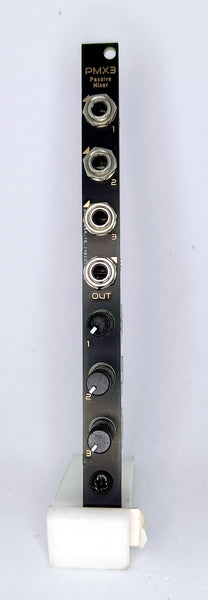 B-GRADE: PMX3.2 - 3-channel passive mixer (2HP - black panel)