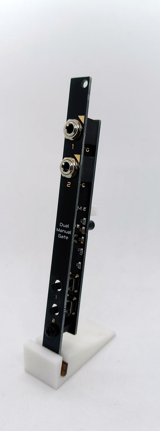 QuiteSmallGate: dual manual gate module (2HP)