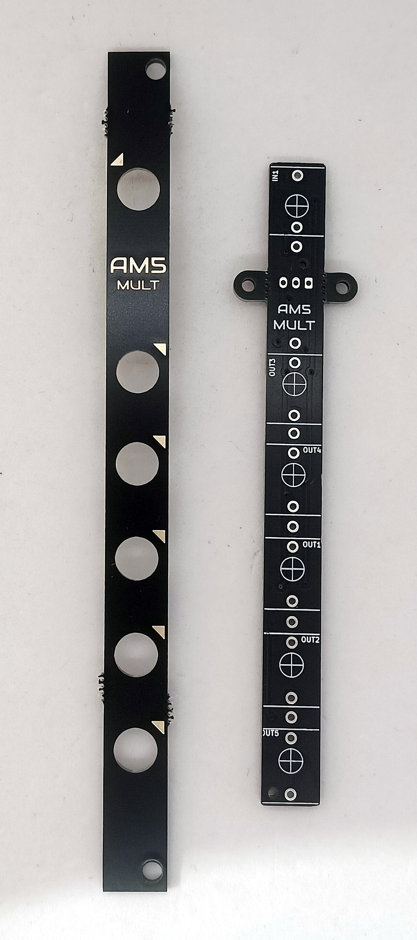 AM5: 5-way buffered multiple module (2HP - partial build)