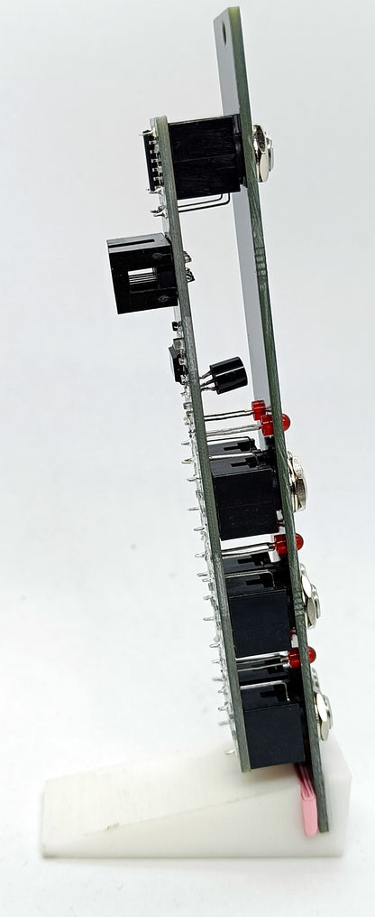 DVDR: Power-of-two clock divider (4HP)