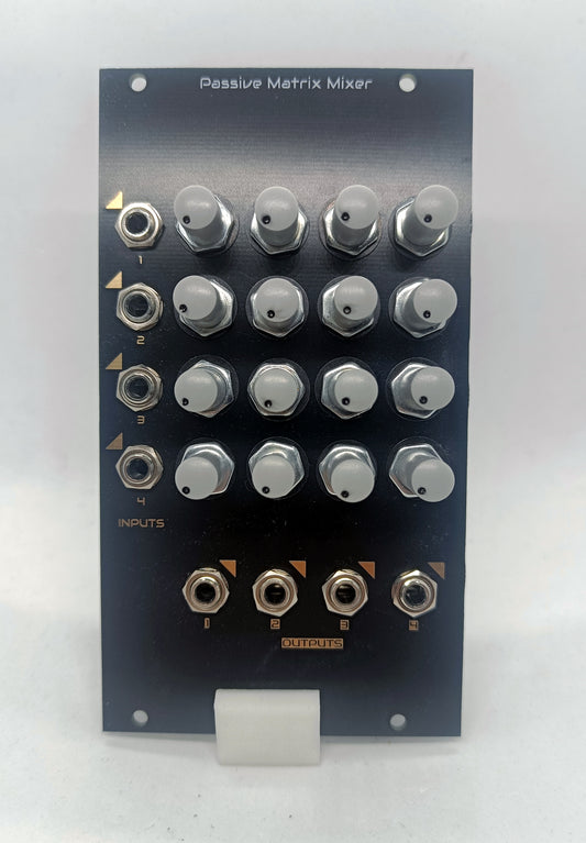 PM4x4: 4x4 passive matrix mixer (14HP, prebuilt)