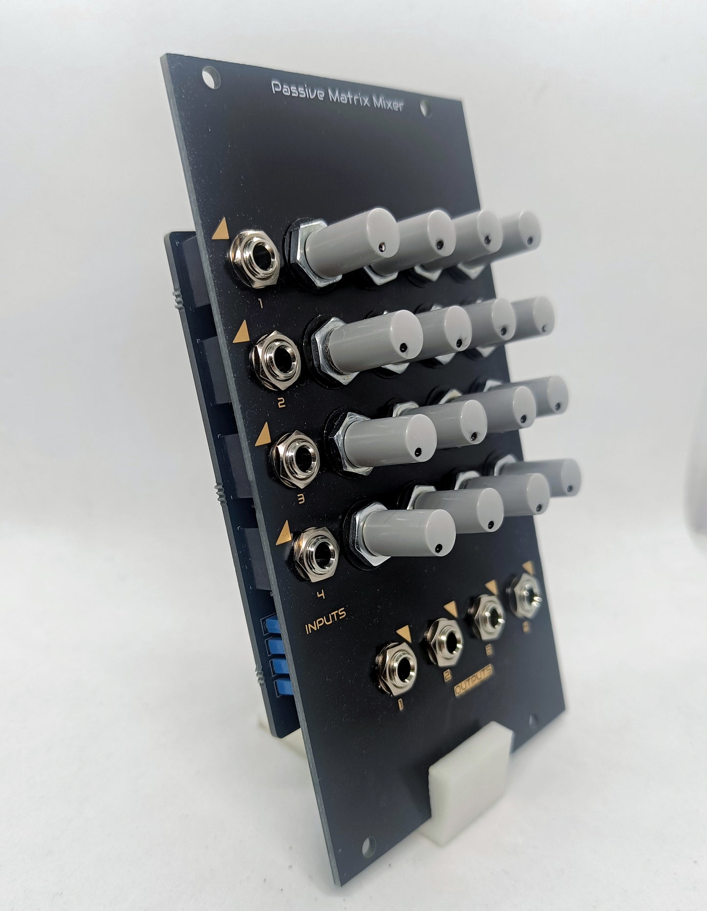 PM4x4: 4x4 passive matrix mixer (14HP, prebuilt)