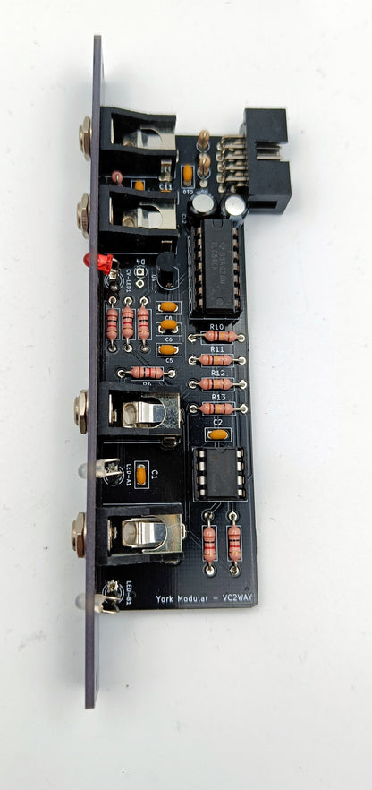 VC2: Voltage-controlled 2-way switch module (3HP)