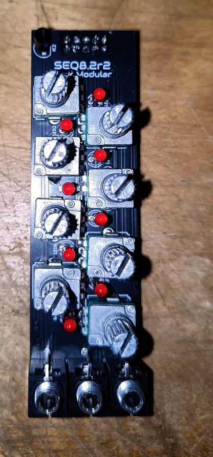 SEQ8.2: bare module (no faceplate) - 6HP