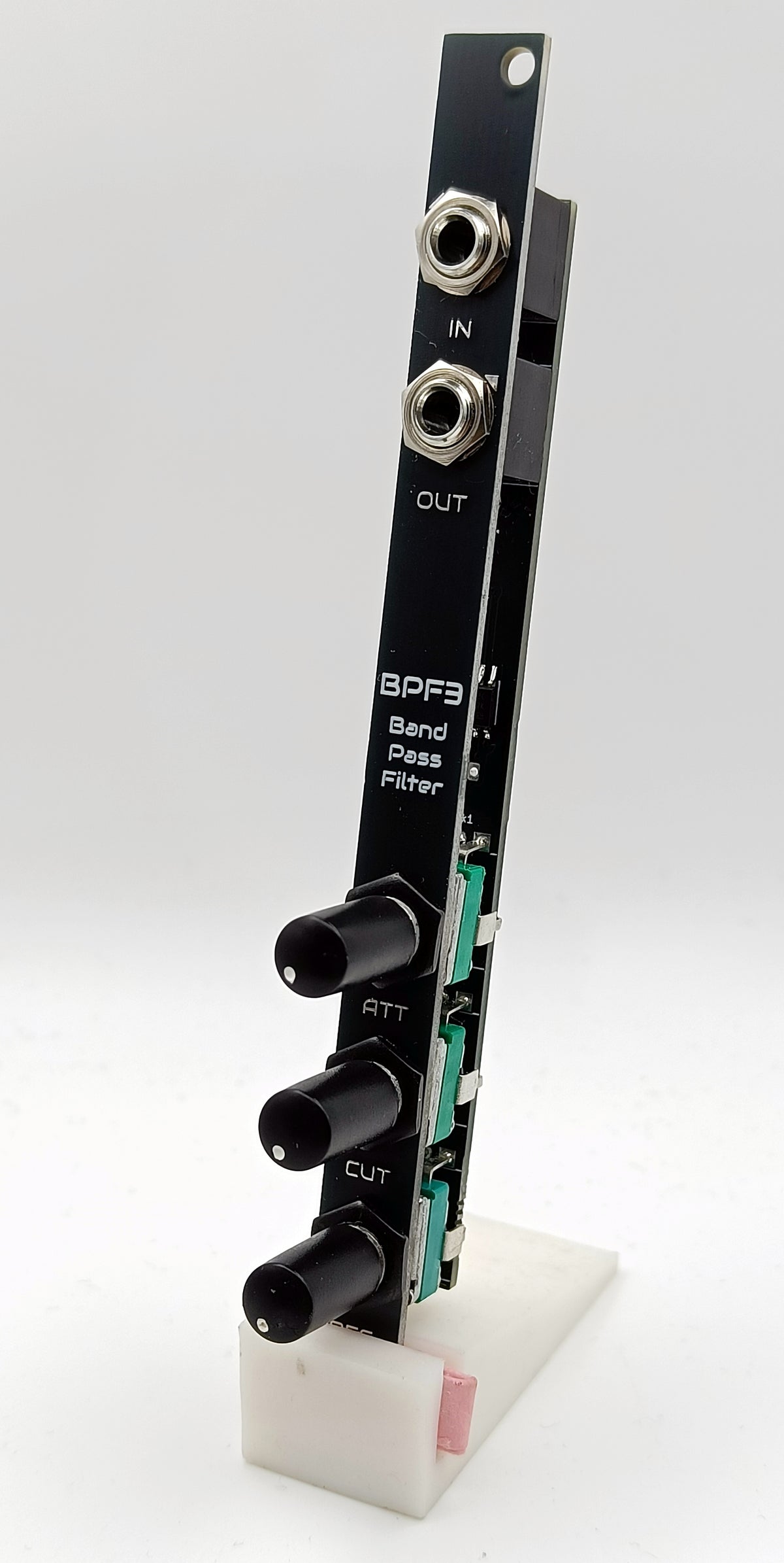 RBPF3: Resonant multi-feedback bandpass filter (2HP)