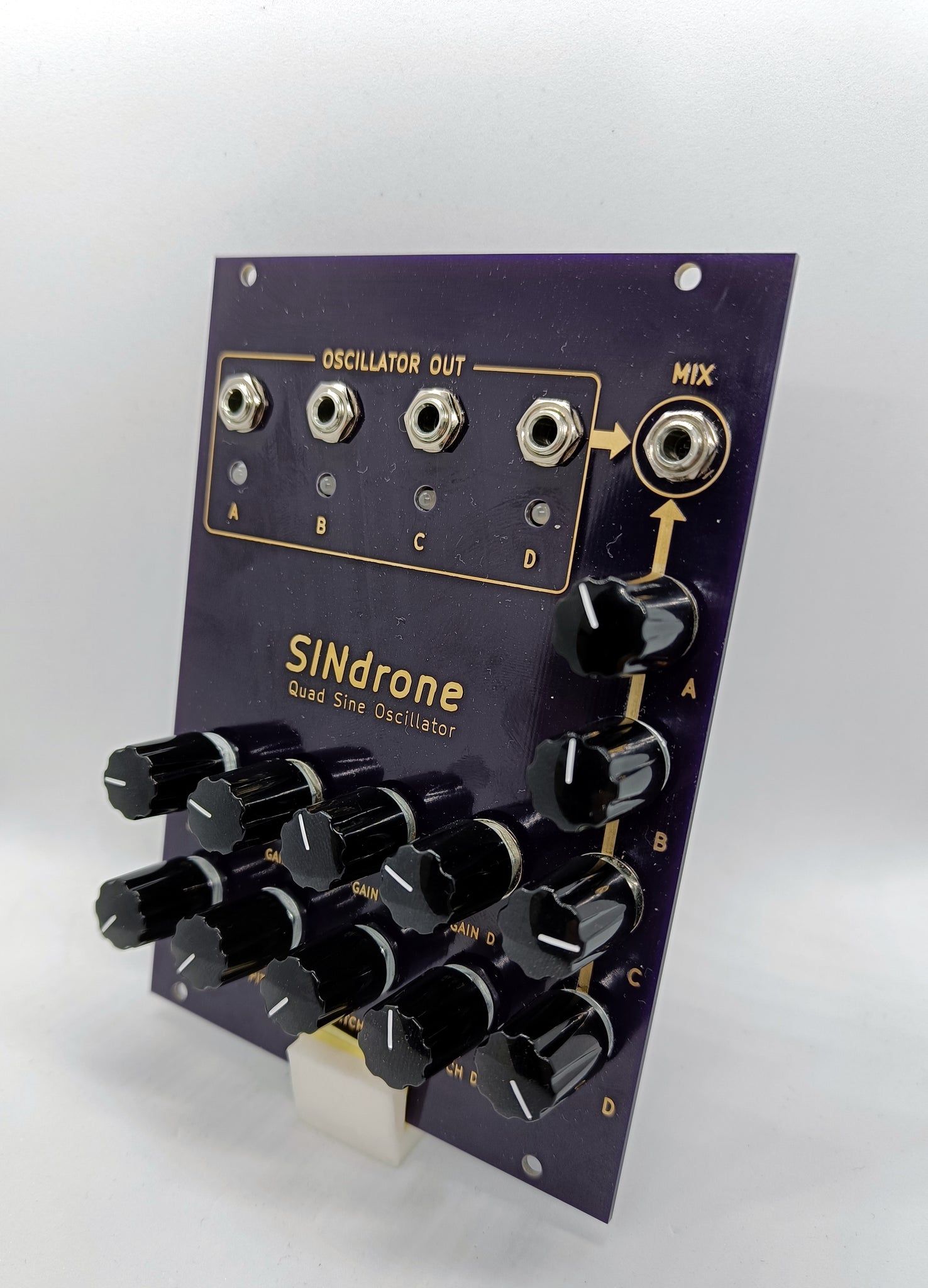 SinDRONE- quad sinewave oscillator (18HP)